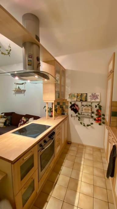Lovely Apartment In The Centre, Street Level And Inner Yard Helsinki Esterno foto