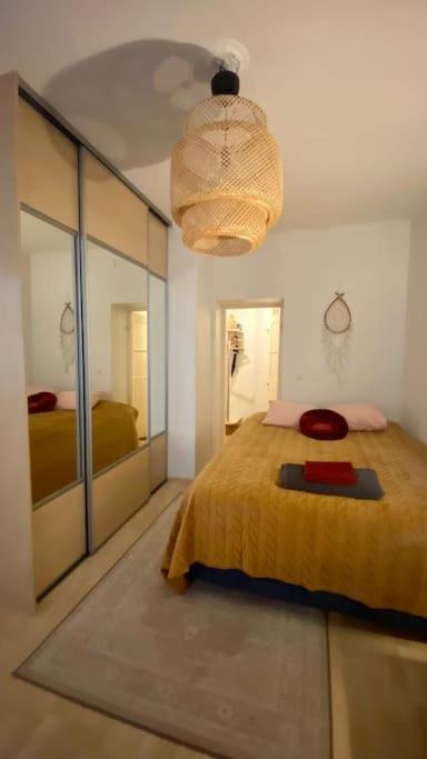 Lovely Apartment In The Centre, Street Level And Inner Yard Helsinki Esterno foto